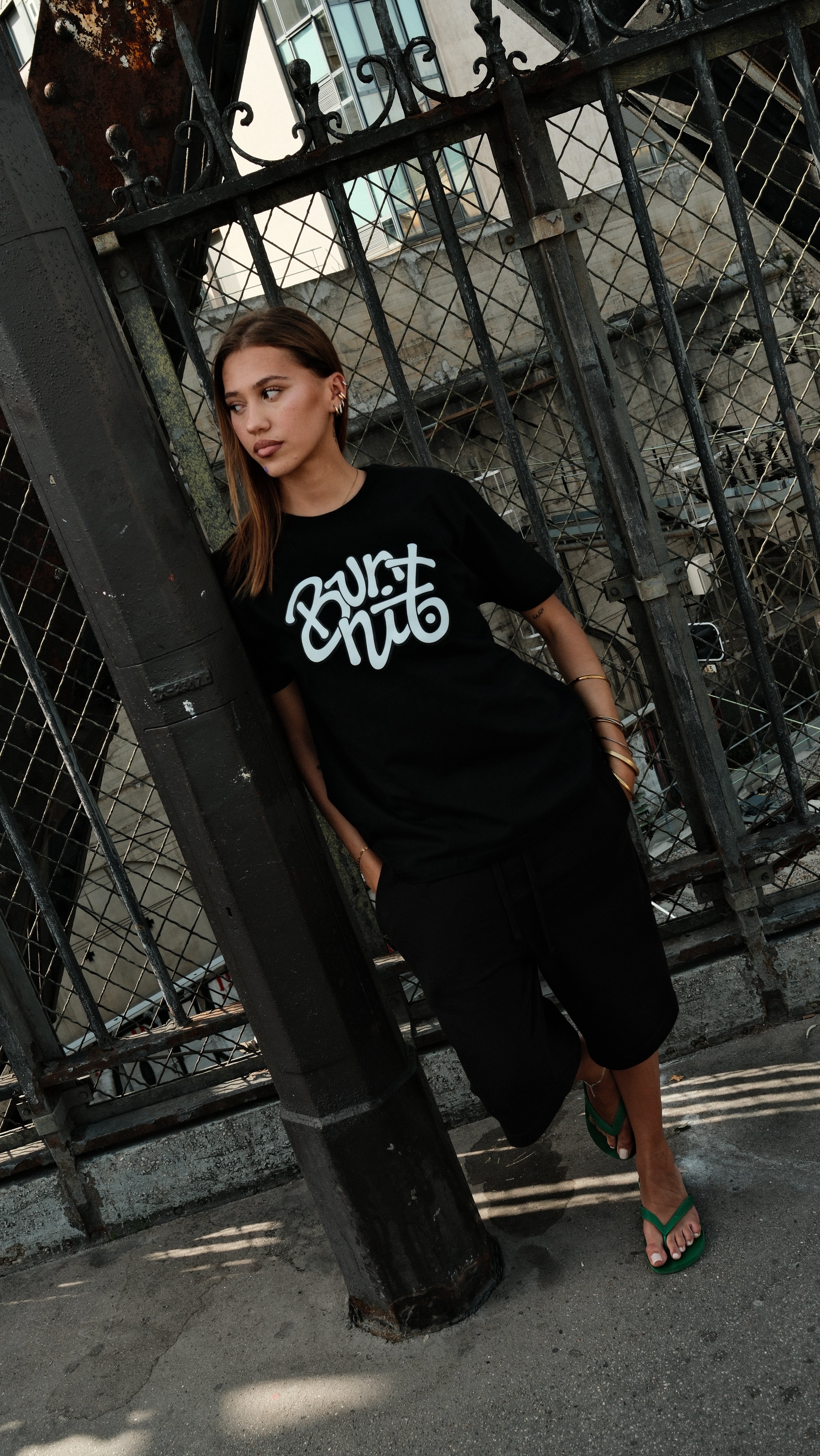 TEE BLACK - SPIRAL
